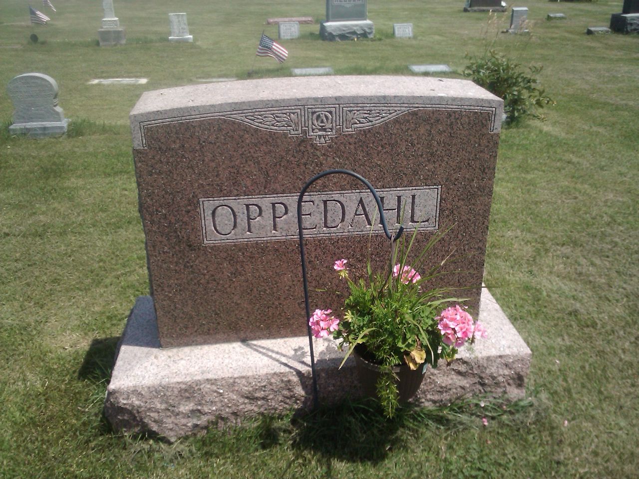 Oppedahl family marker